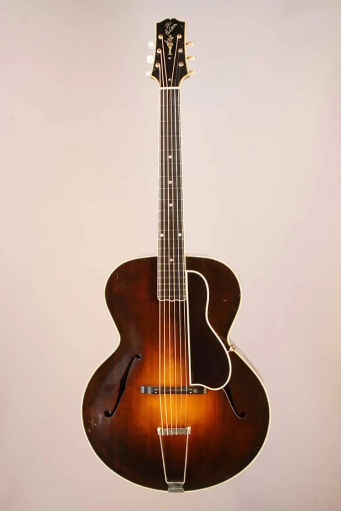 1924-Gibson-L-5-Front_photo-Gruhn_Guitars