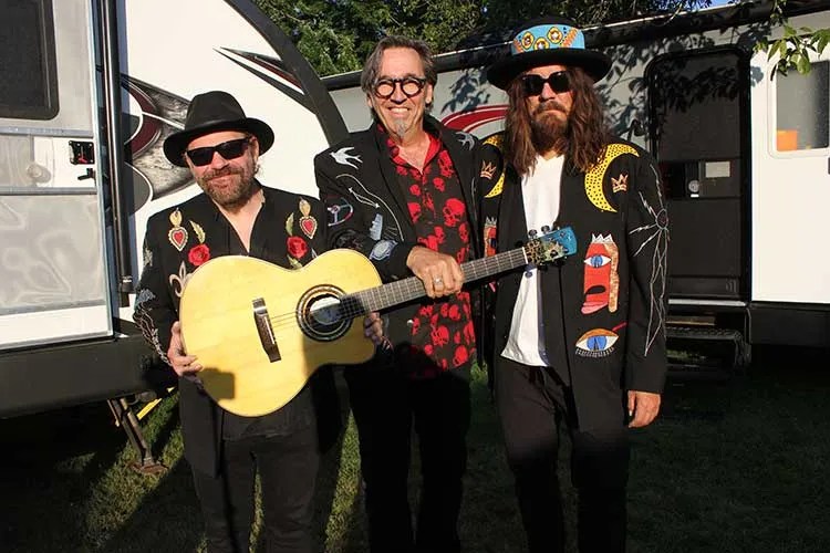 Blackie and the Rodeo Kings with Linda Manzer's Sunflower Guitar for Ukraine