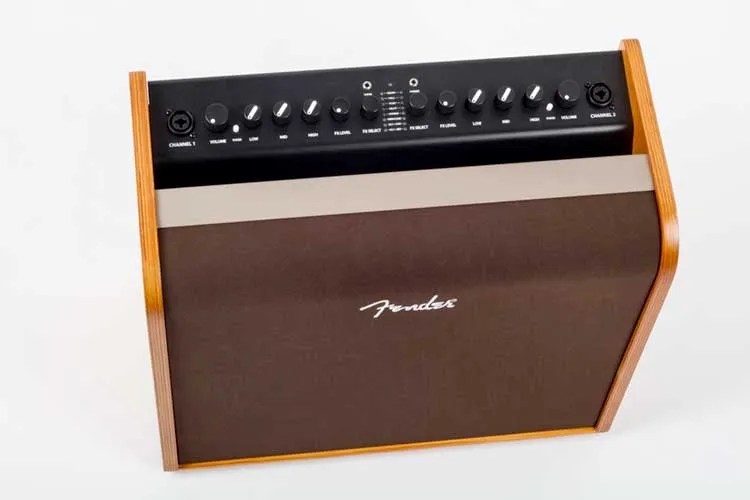 Fender 200 Acoustic Amplifier