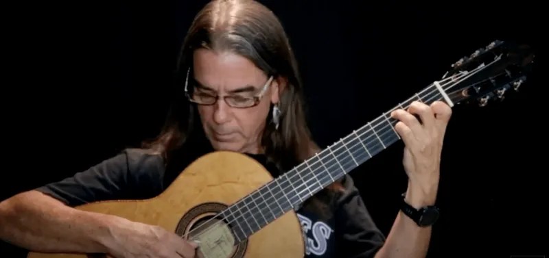 Guitar Lesson Guitar Virtuoso Michael Chapdelaine Teaches Nylon-String Techniques and Repertoire