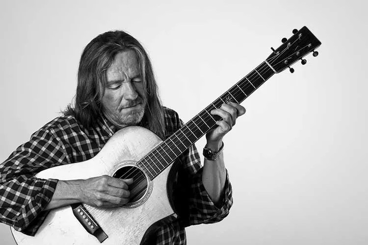 Steve Baughman playing his Circa Guitars 7/8 dreadnought