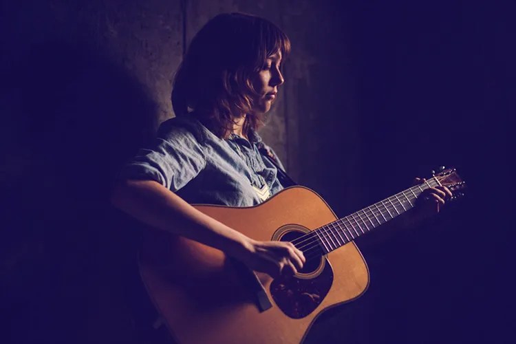 guitarist molly tuttle