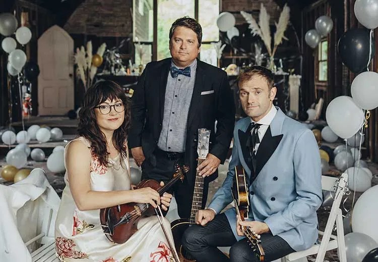 Nickel creek (Sara Watkins, Sean Watkins, and Chris Thile) press photo by Josh Goleman