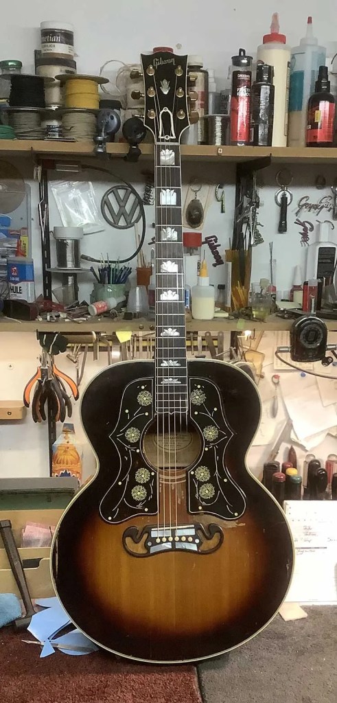 Rev. Gary Davis' 1949 Gibson SJ-200